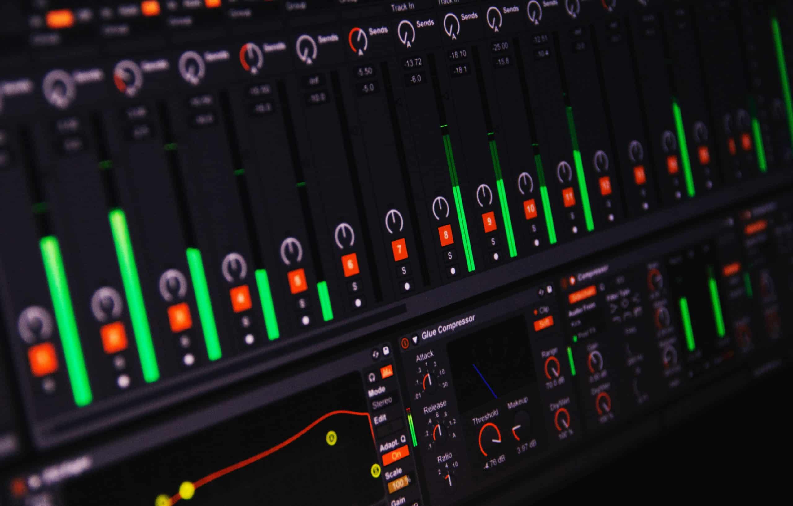Equipboard: o site que permite saber quais plugins VST, DAWs e equipamentos seu produtor musical favorito está usando